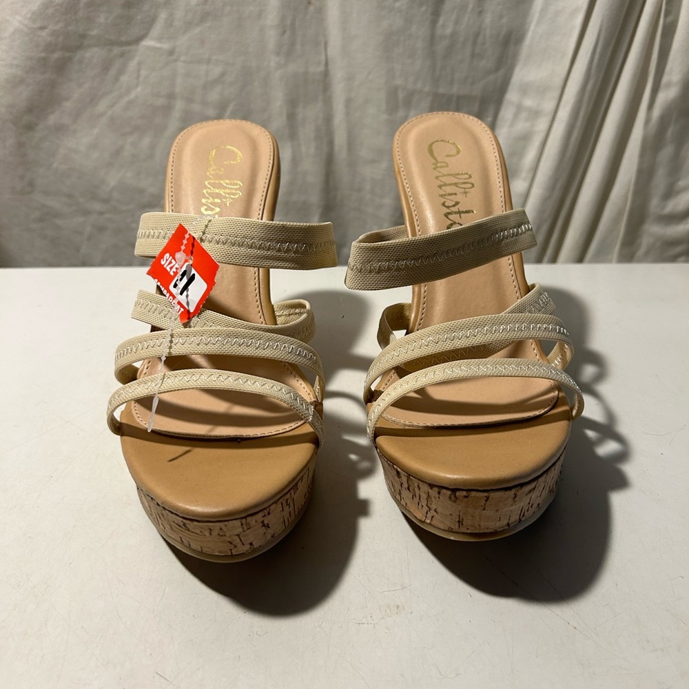 Callisto ivory strappy nylon material platform sandals size 11 NWT